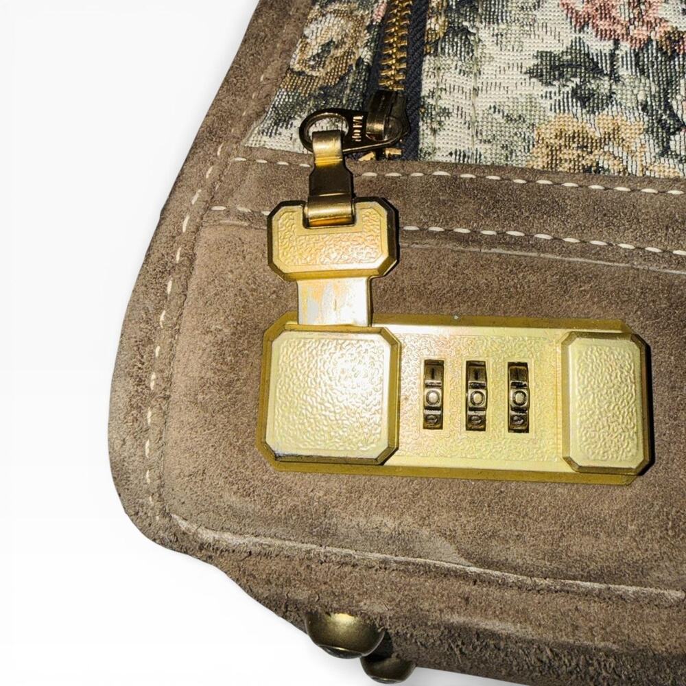 Vintage French Luggage Co. Floral Tapestry Suede Trim Travel Case with Lock - Picture 6 of 8